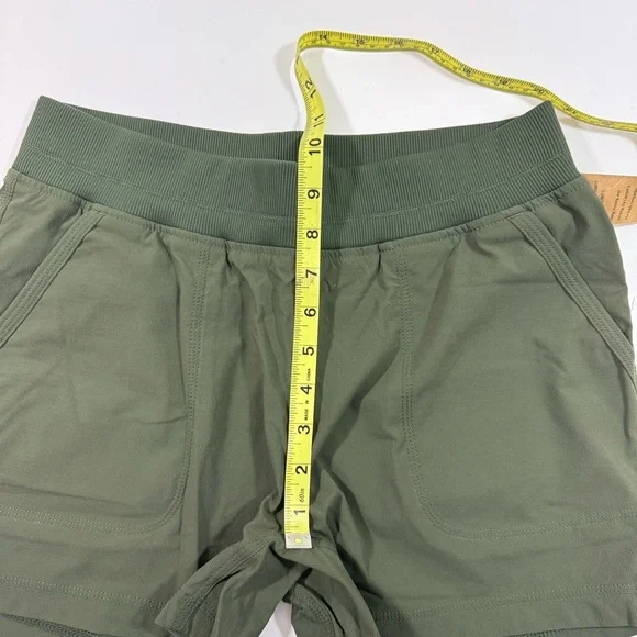 New Title Nine Clamberista Shorts 4 Inseam Green Size 6 Hiking - Picture 5 of 6
